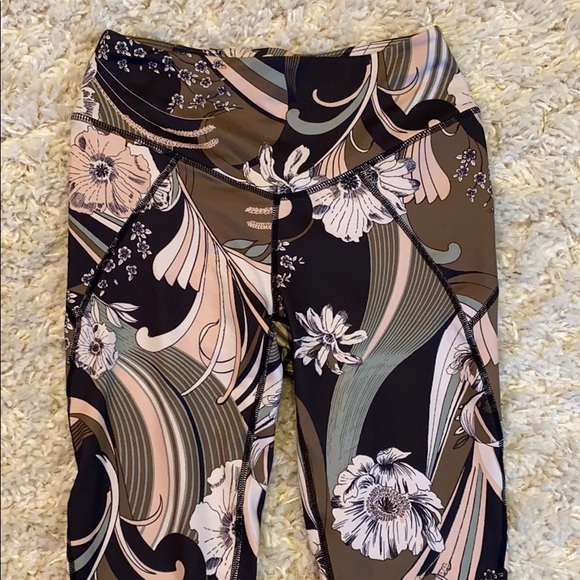 Free People Movement Wave Crush Floral Leggings XS - Picture 5 of 10